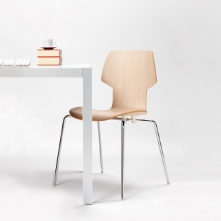 mobles114-gracia-stackable-chairs-massana-tremoleda-loc-tif-n006