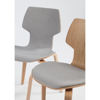 mobles114-gracia-wood-chairs-massana-tremoleda-loc-tif-n009-1