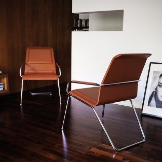 vank-loit-lounge-chair-arrangement-1