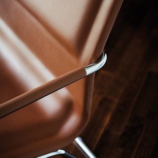 vank-loit-lounge-chair-detail